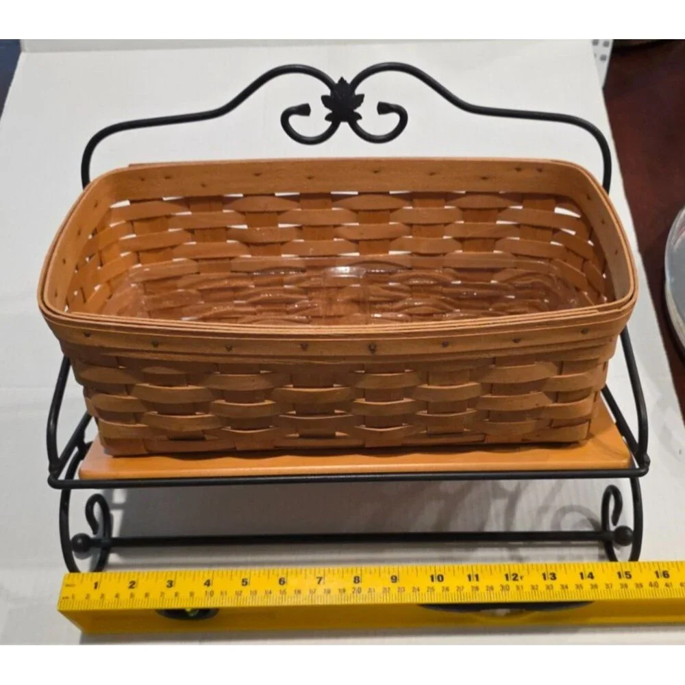 Longaberger Wrought Iron Towel Holder w/ Shelf & Vanity Basket Wall Mounted VTG